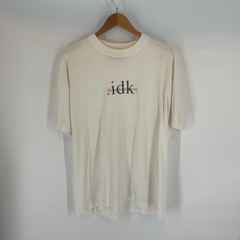 IDK New York Graphic Streetwear Short Sleeve T-Shirt Off White Mens XL 23x28